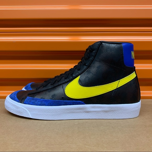 Nike Blazer Mid ‘77 Vintage Men’s Shoes - Picture 1 of 9